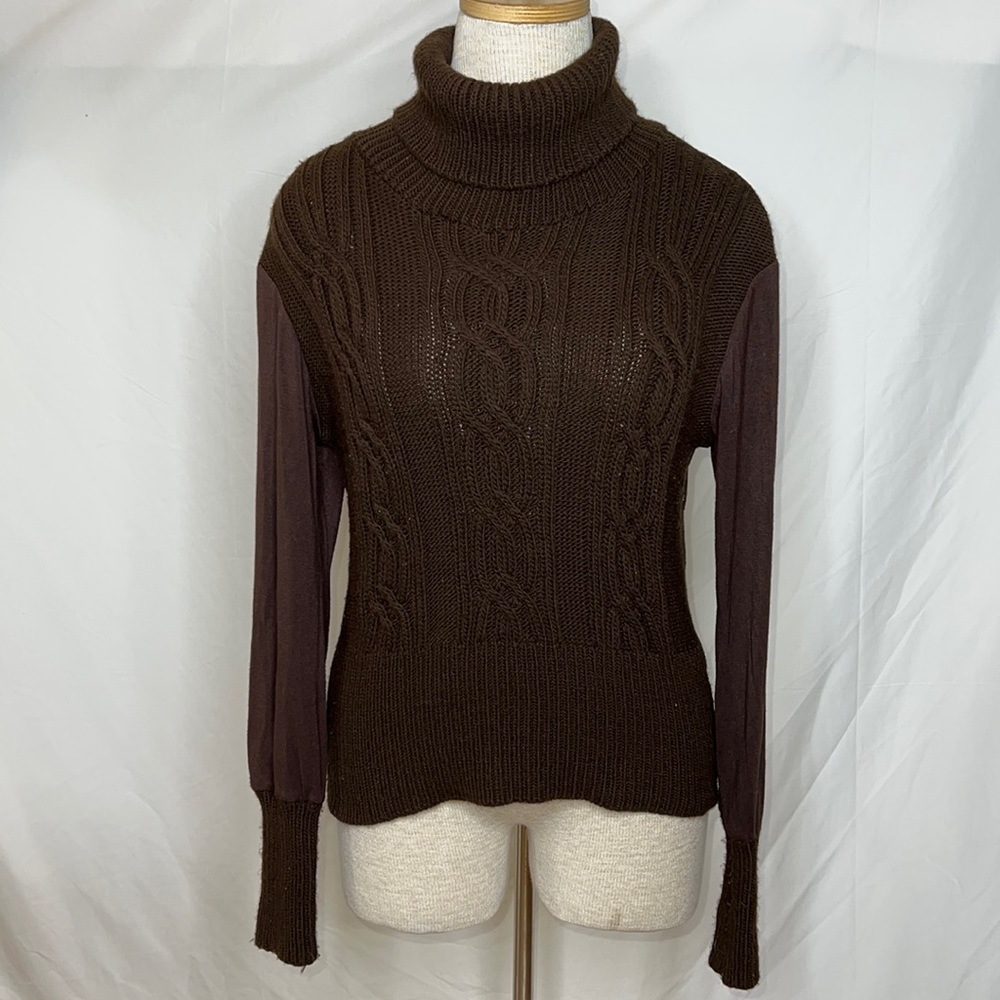 🔹 Porto Cervo Cable Knit Mixed Media Sweater Top